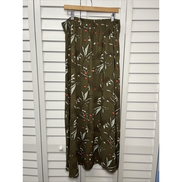 Express Floral Wrap Pull On Rayon Maxi Skirt Size Large Olive Green NWT - Picture 8 of 10
